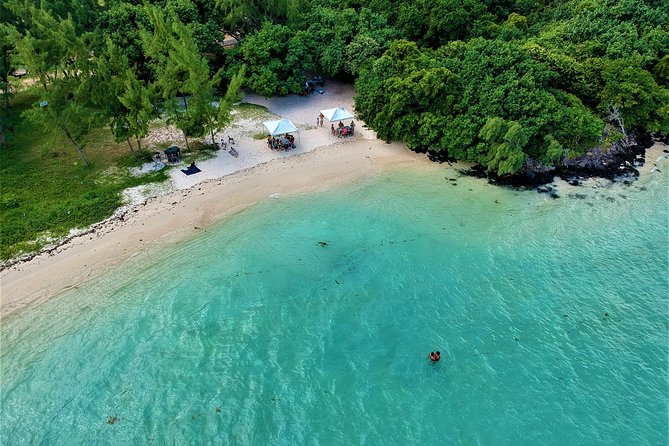 5 Islands Speedboat Cruise incl. Snorkeling in Blue Bay + Lunch at Ile aux Cerfs - Key points before you go