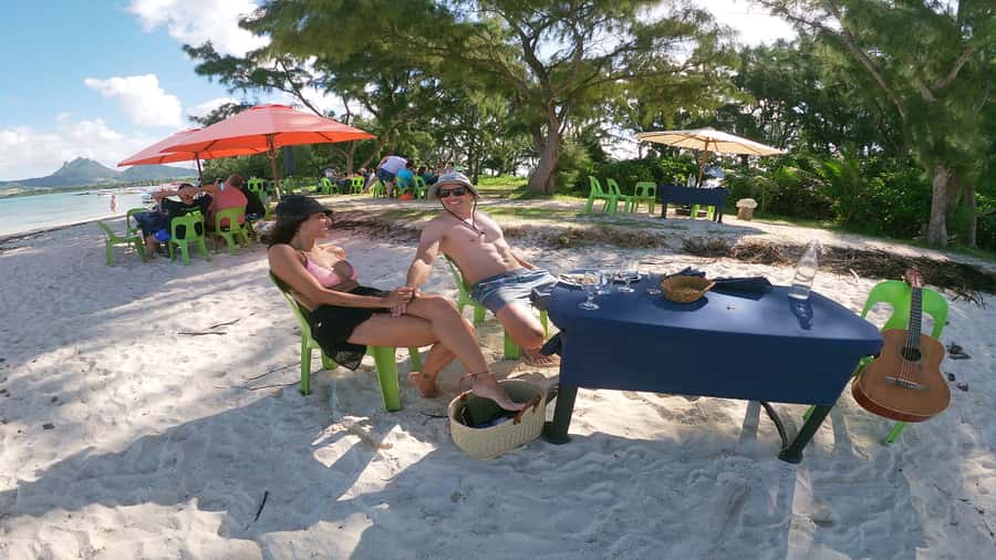 5 Islands Speedboat w/Snorkeling Sea Turtle + Lunch & Drinks - Getting To Trou d’Eau Douce and How the Day Flows
