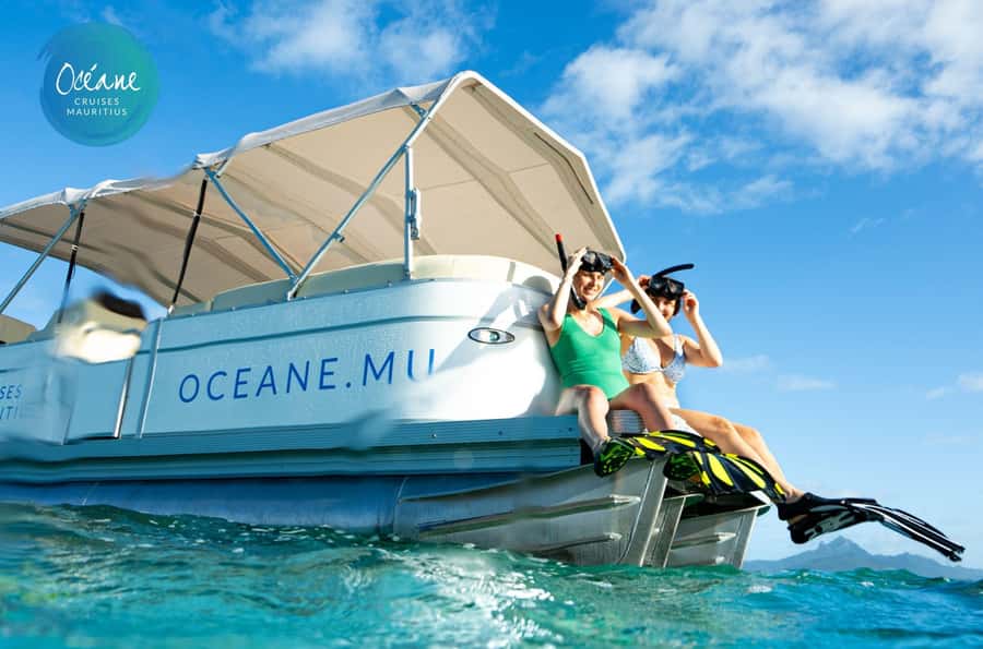 5 Islands Tour: New OCÉANE Private Pontoon Boat cruise - Private Pontoon Boat Comfort: Why Small Changes Feel Big