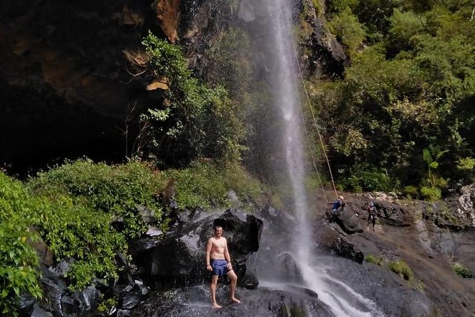 7 Cascades Half Day - Value for $55.20: what you get for a short guided morning