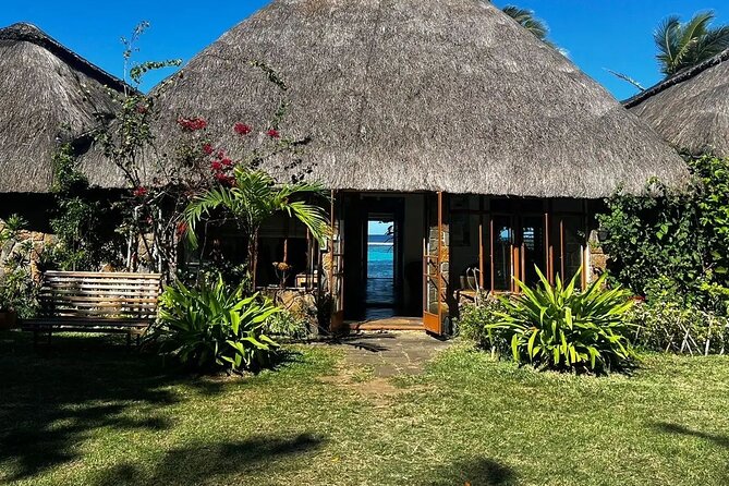 An Excursion of the South East Lagoon of Mauritius - Dolphins, sunset BBQ ideas, and other moments you might catch
