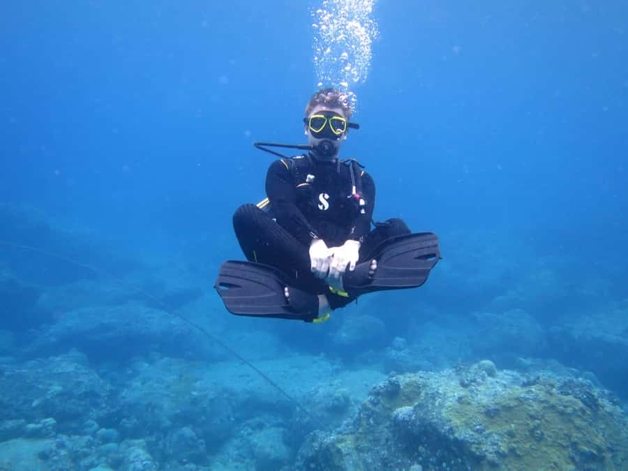 Blue Bay: LEARN TO DIVE TODAY with CORAL DIVING Team - Price and value: what $176 buys you in real terms