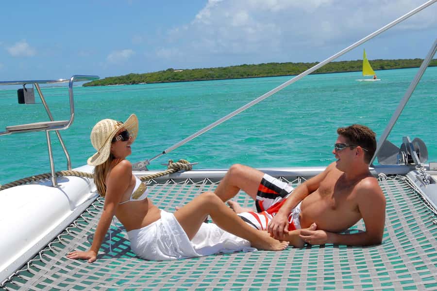 Catamaran cruise to Ile aux Cerfs from Pointe Jerome - What you will notice fast on this Ile aux Cerfs cruise