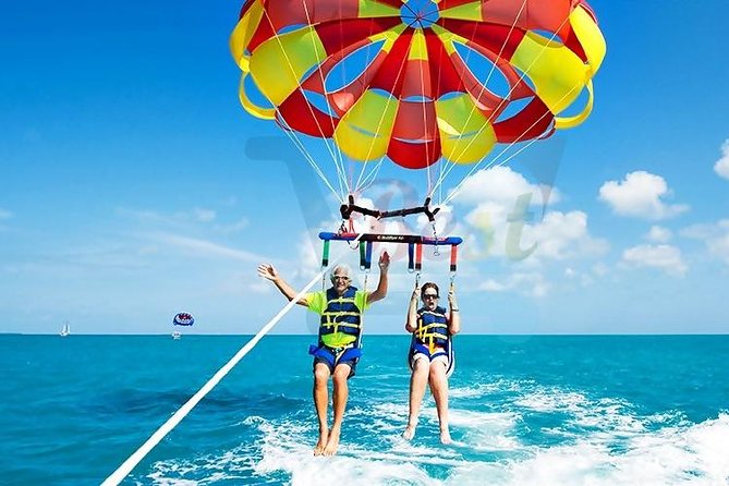 Catamaran Experience to Ile aux cerf: incl: Parasailing, Lunch, GRSE & Transfer - Getting from your hotel to Trou d’Eau Douce (and why early matters)