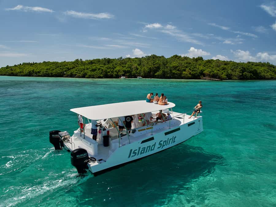 Catamaran Mauritius: South East 5 Islands Catamaran Cruises - Why This South East 5-Islands Catamaran Day Works