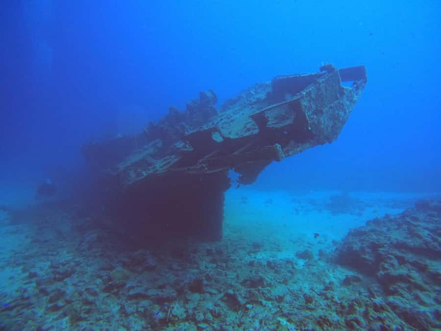 Discover Scuba Diving in the North of Mauritius - Guided Open Water Swim Around Northern Mauritius Reefs