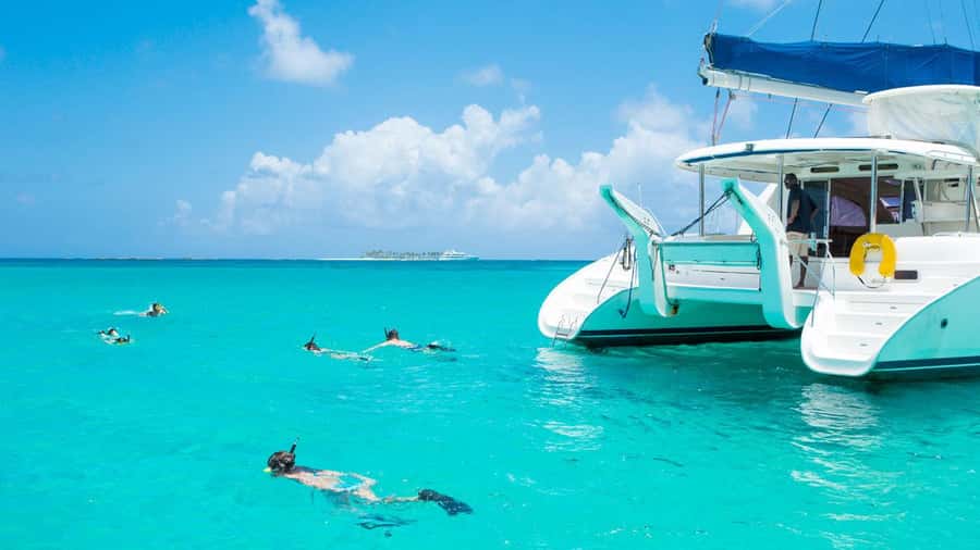 Exclusive Private Catamaran to Ile Aux Cerfs with Lunch - From Pointe Jérôme at 09:00, a day that runs on island time