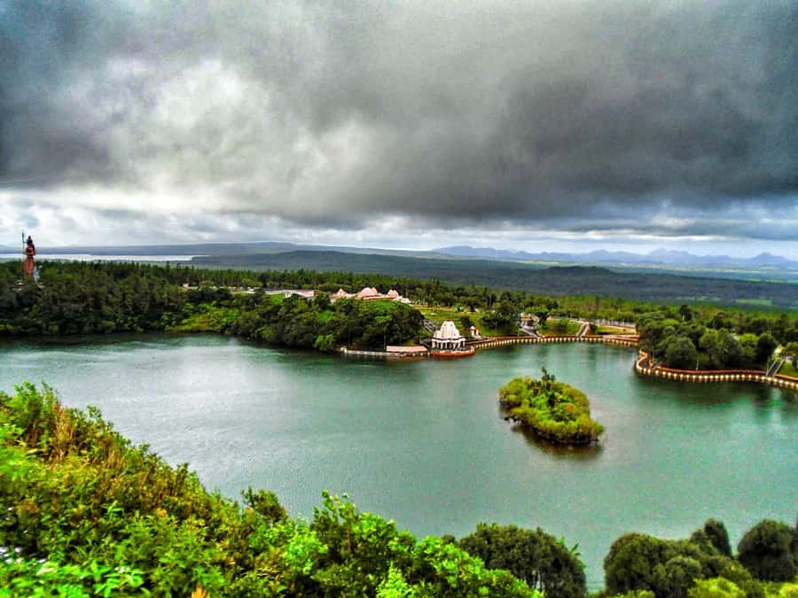 Explore the Southwest with Local Lunch & Rum Tasting - Rhumerie de Chamarel Rum Tasting With a Real Distillery Tour