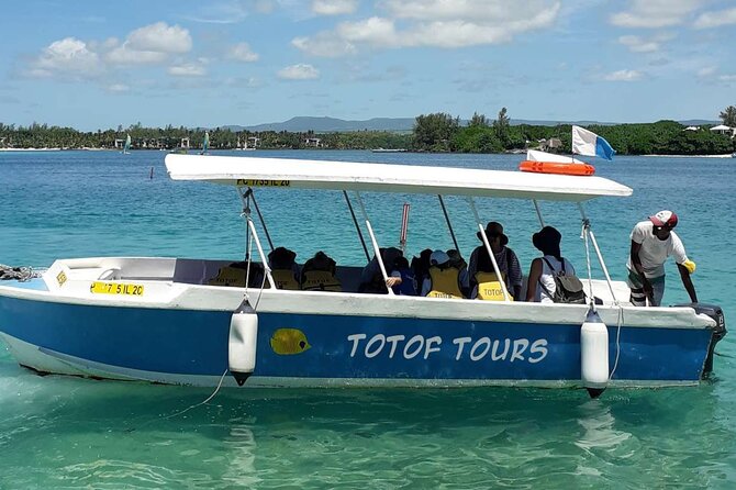 Exploring the Magnificent East of Mauritius: Full-day incl Blue Bay Marine Park - Old Grand Port and the Frederik Hendrik Museum: Dutch and French Layers