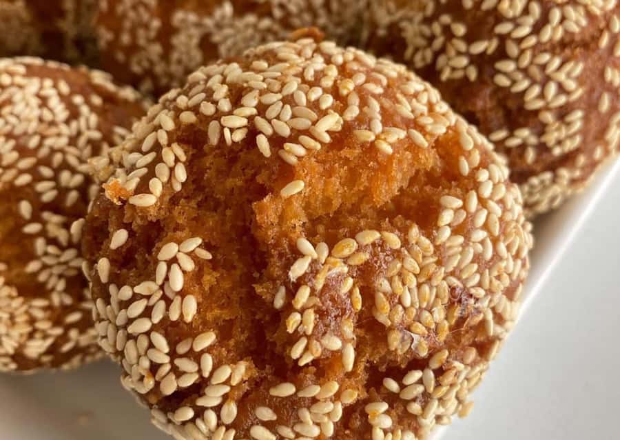 Flavors of Port Louis: Guided Food Tasting Tour with a Local - Should you book Flavors of Port Louis?