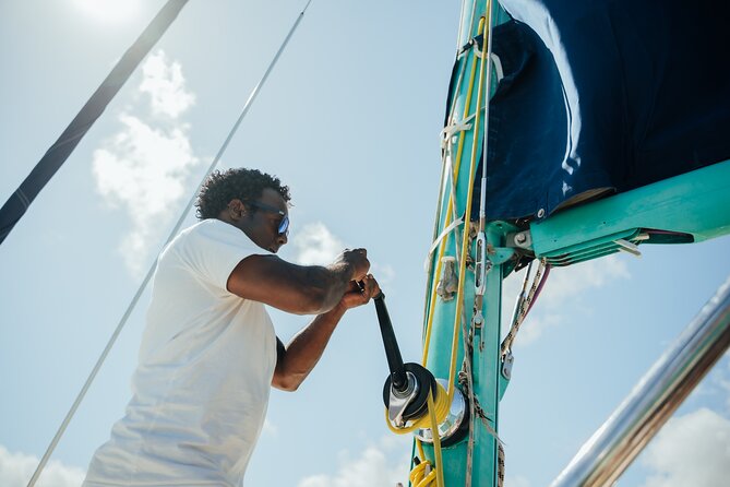 Full Day Catamaran Cruise - North Ilot Gabriel (sharing) - Lunch on the Catamaran: Convenient, Actually Useful