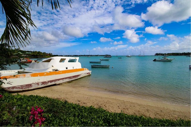Full-Day North Tour of Mauritius, ALL INCLUSIVE Day Trip, Private SUV Car, Guide - Private SUV Comfort: why the north-coast day feels relaxed