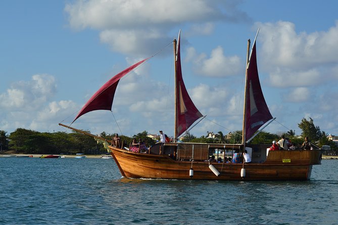 Full day private charter to ile aux cerfs including lunch with Sirene D'or - Ile aux Cerfs: Why the Beach Time Feels Special (and How 2 Hours Plays)