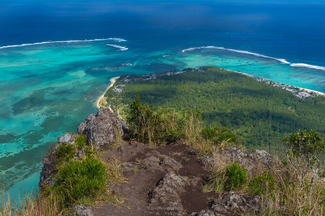 Full-Day Private Hiking le Morne Mountain & Seafood Lunch at Islet Fourneau - What Makes This Tour Good Value at $166.79