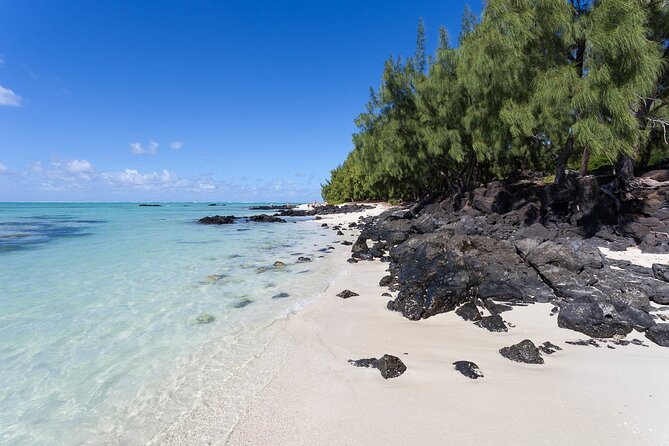 Full Day Shared Tour Catamaran to Ile Aux Cerfs - FAQ