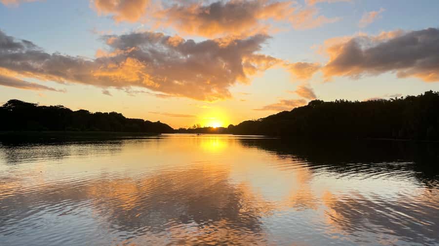 Guided Sundowner Kayak Tour - Guides and Pacing: From First-Time Paddlers to Photo Moments