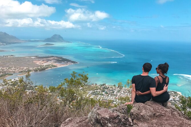 Hiking La Tourelle Mountain in Mauritius - Meeting in Tamarin and getting set up without hassle