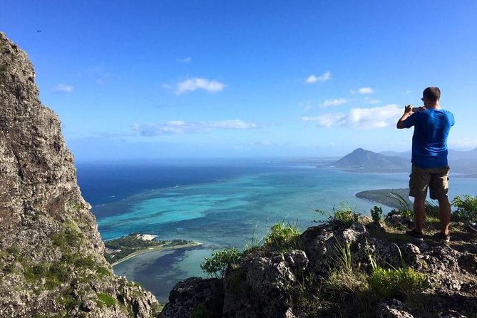 Hiking Le Morne Brabant - Starting at Wapalapam Island Eatery and keeping the day efficient