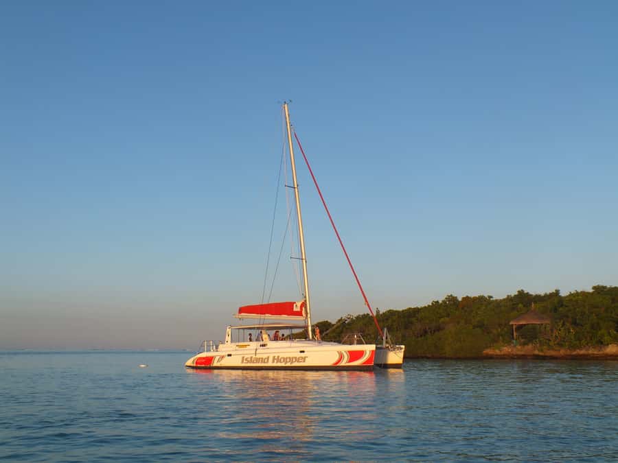 Ile aux Aigrettes: Private Sunset Cruise Tour - Gear checklist that matches the real conditions