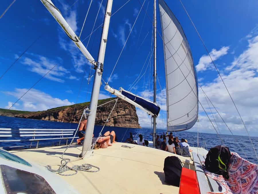 Ilot Gabriel: Catamaran Cruise & BBQ Lunch - Sailing from Grand Baie: the dinghy part you should know