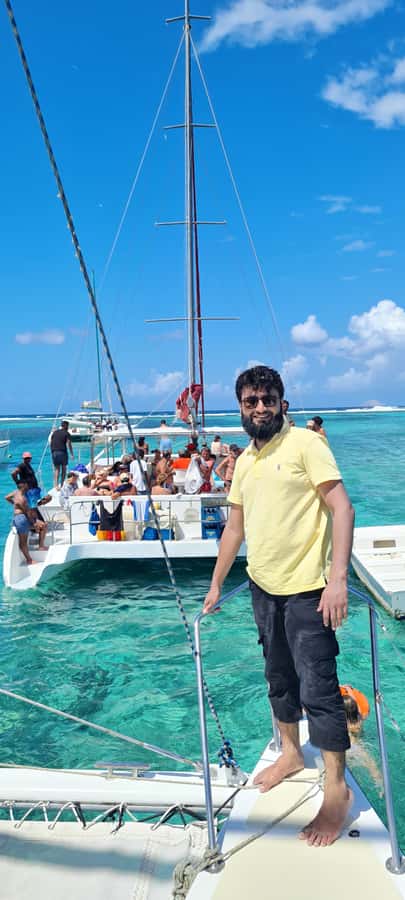 Ilot Gabriel: Catamaran Cruise & BBQ Lunch - Group size, energy level, and who this trip suits