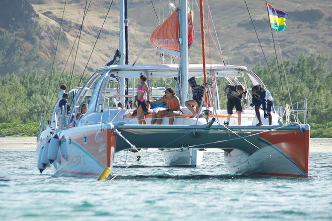 Ilot Gabriel Catamaran Cruise in Mauritius - Weather, Seasickness, and When the Sea Gets Serious