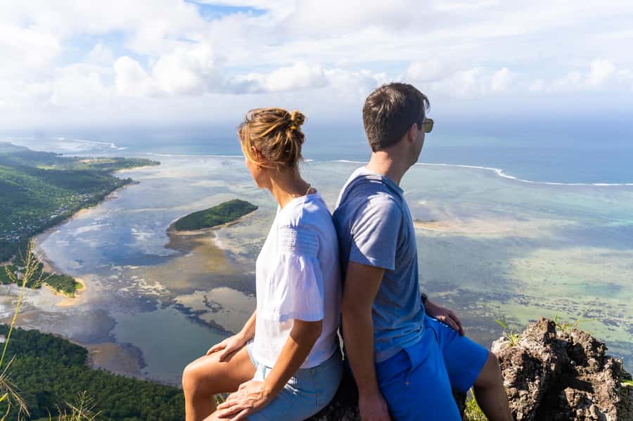 Le Morne Brabant: UNESCO Mountain Hike & Local Guides - Reaching the Summit: 360 Views and the Last Steep Stretch
