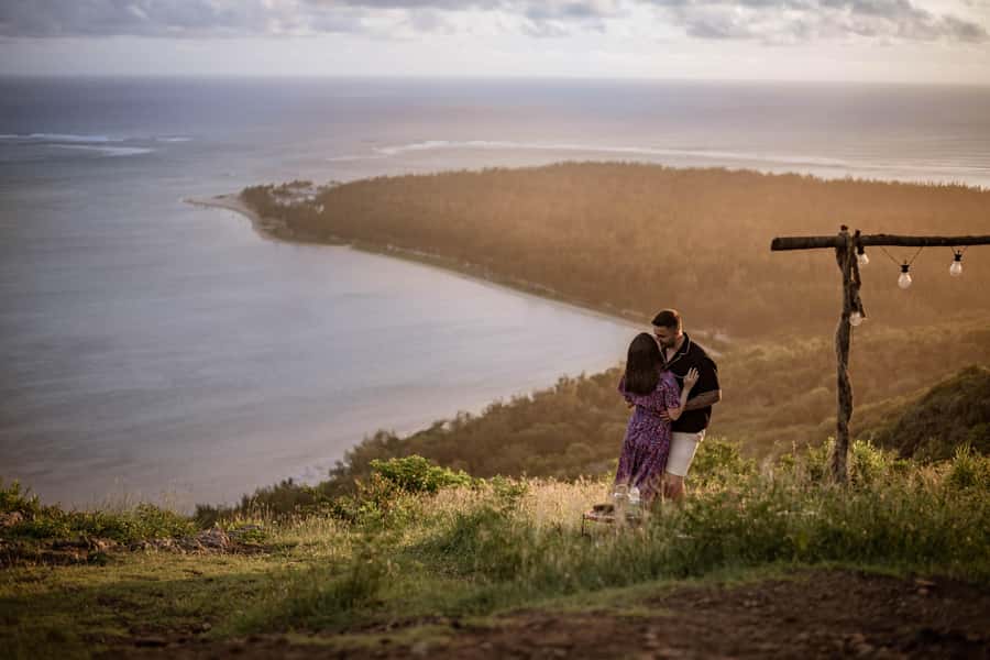 Mauritius: Exclusive Le Morne Sunset Hike & Aperitivo - Key highlights worth your attention