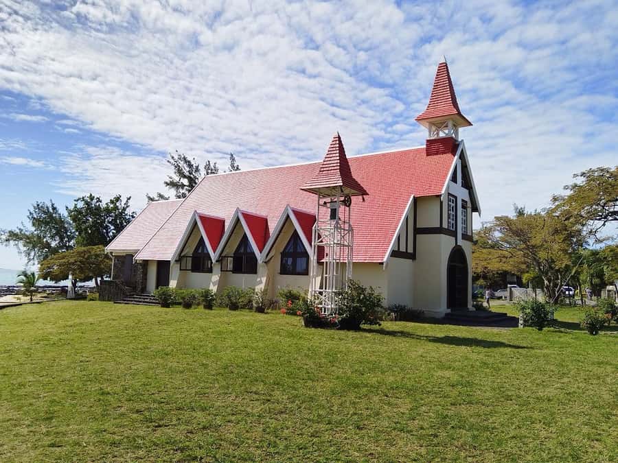 Mauritius: Full Day Tour of the North with Hotel Transfer - Cap Malheureux Red Roof Church, Sea Views and Easy Photos
