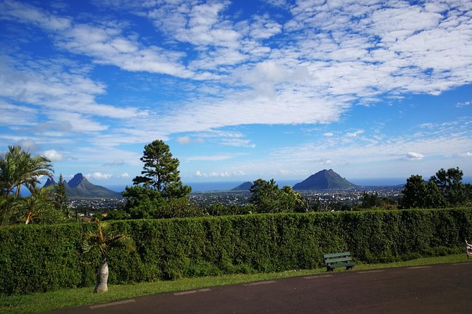 Mauritius Guided South Tour (Private) - Grand Bassin (Ganga Talao) and the 33 m Shiva statue