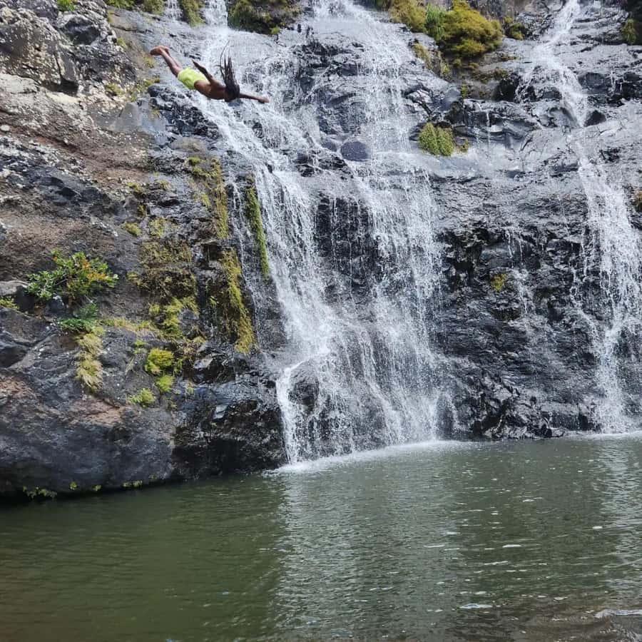 Mauritius Hiking 7 waterfalls Trip with Ganga Talao & Lunch - What “included” actually means for your stomach and energy