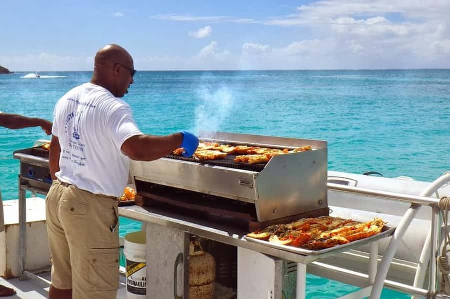 Mauritius: Ile Aux Cerfs Catamaran Trip w/ Lunch & Transfer - Who this trip is best for (and who should think twice)