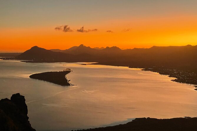Mauritius: Le Morne: Intimate Hike Away from the Crowd - What to pack, and what not to do on this trail