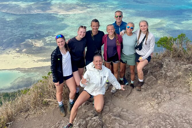 Mauritius: Le Morne: Intimate Hike Away from the Crowd - How the crowd-avoidance actually works