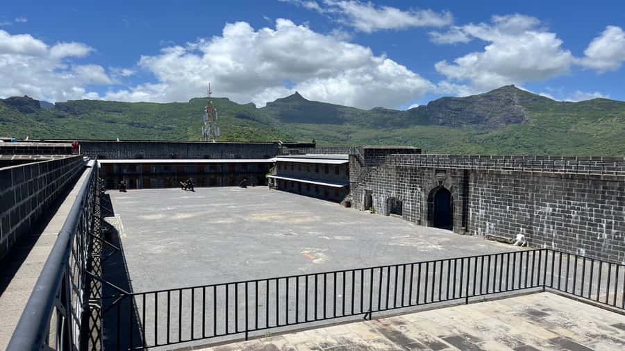 Mauritius: Northern Tour w/Port Louis Market, Temple & Beach - Grand Baie Bazaar energy, plus Tamil Temple and Cap Malheureux church