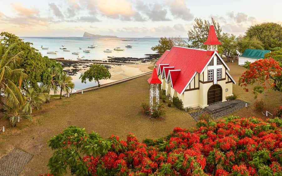 Mauritius: Port Louis and Northern Highlights Full-Day Trip - Port Louis and Fort Adelaide, the view that sets the day’s pace