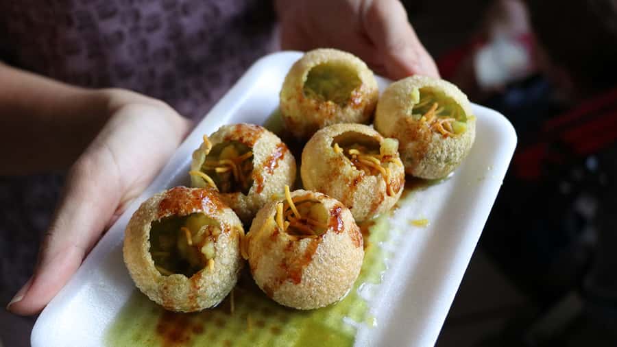 Mauritius: Port Louis Street Food Walking Tour - The walking pace, group size, and comfort reality check