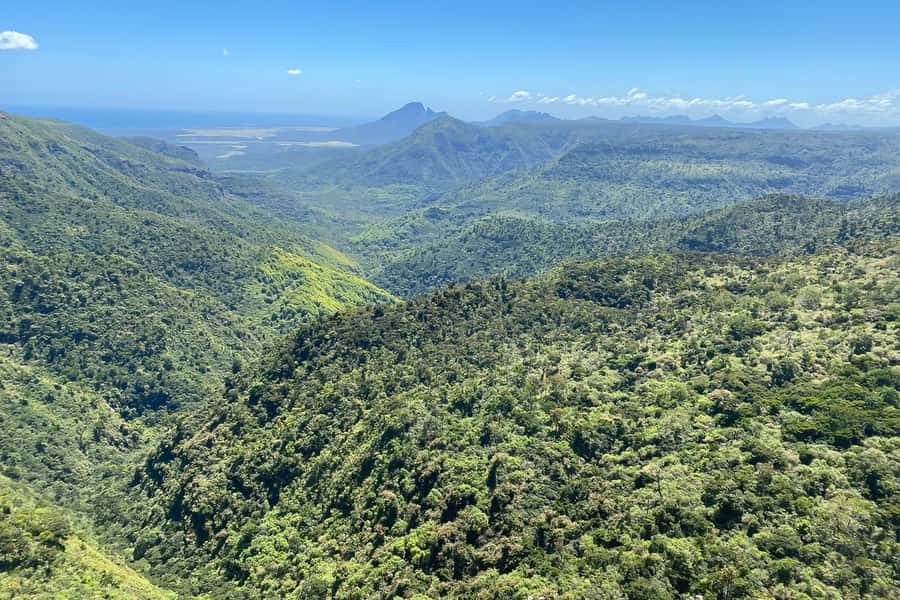 Mauritius: Private South-West Nature & Viewpoints with Lunch - A South-West Mauritius day that links geology, faith, and viewpoints