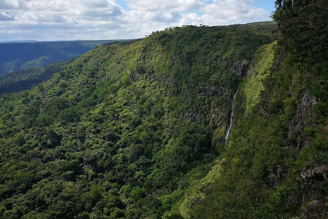 Mauritius Private South West Tour - Alexandra Falls: jungle cloud forest, then sudden water