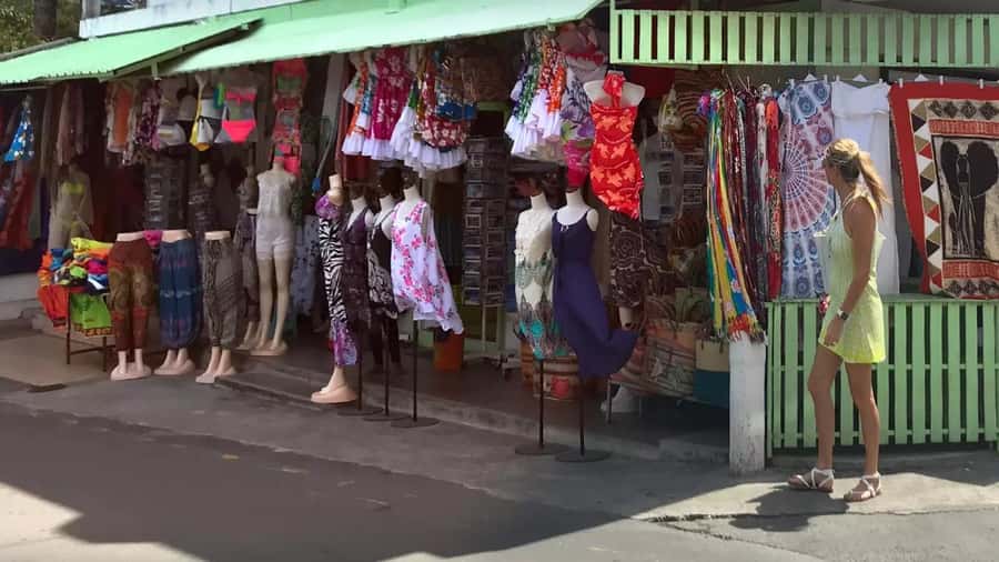 Mauritius: Shopping Tour - Port Louis Markets & Grand Baie - Language, guide comfort, and what to confirm before you go