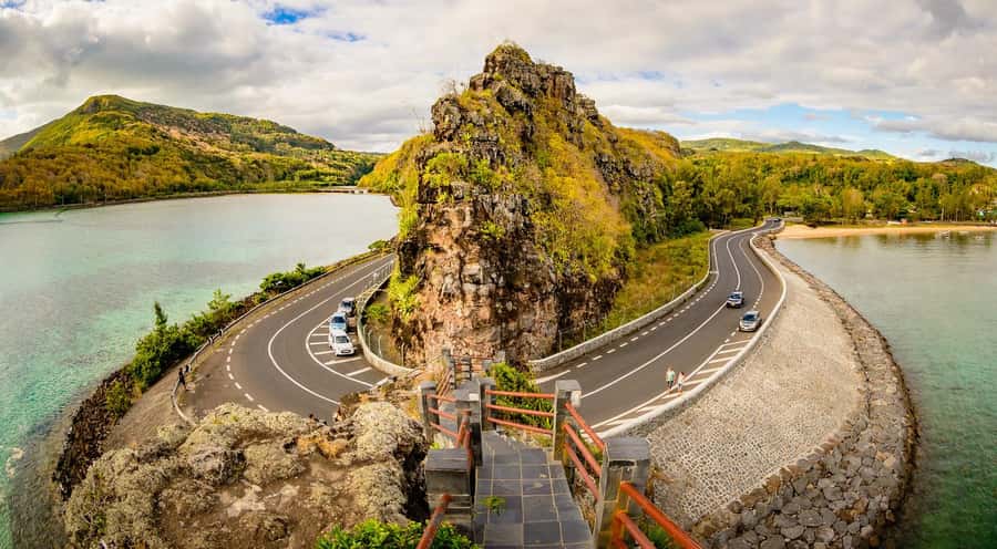 Mauritius: South Coast Tour with Tea Factory & Gris Gris - Macondé Viewpoint: The Stone Steps and the 360° Payoff