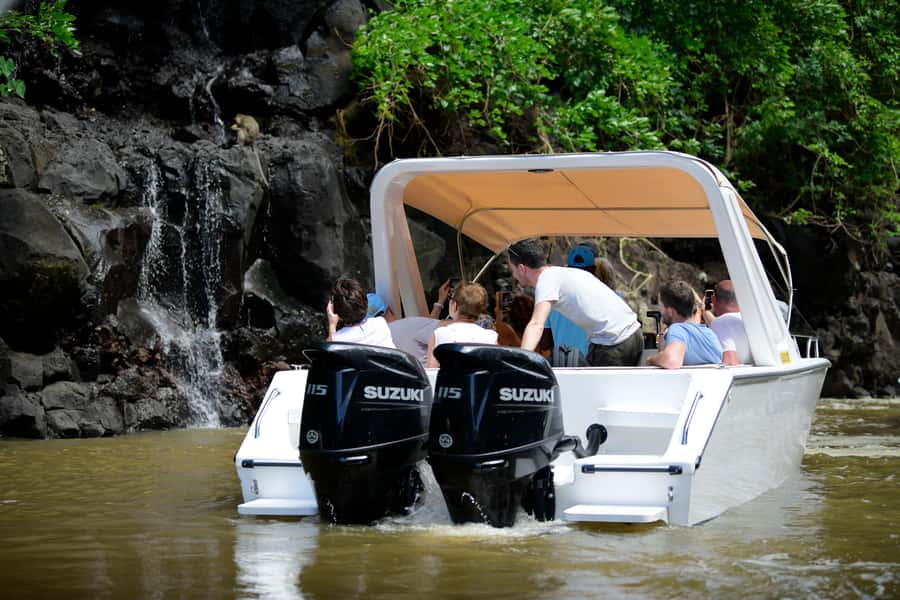 Mauritius: Speedboat Ile aux Cerfs, GRSE Waterfall, BBQ, Bar - Grand River South East waterfall, a photo stop worth timing