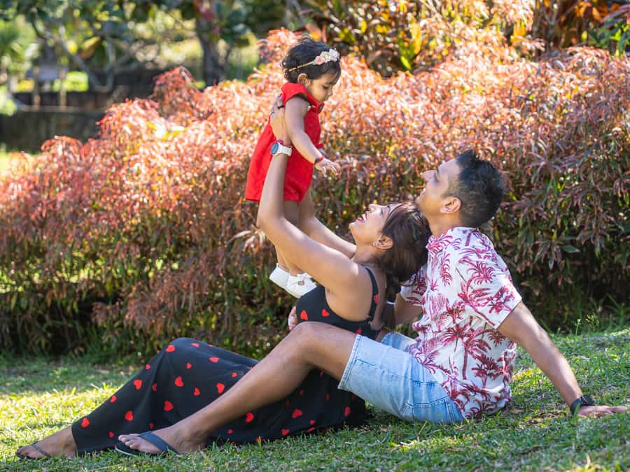 Mauritius: Sunset photoshoot (Honeymoon/family shoots) - Price and value: is $141 per person fair for Mauritius?