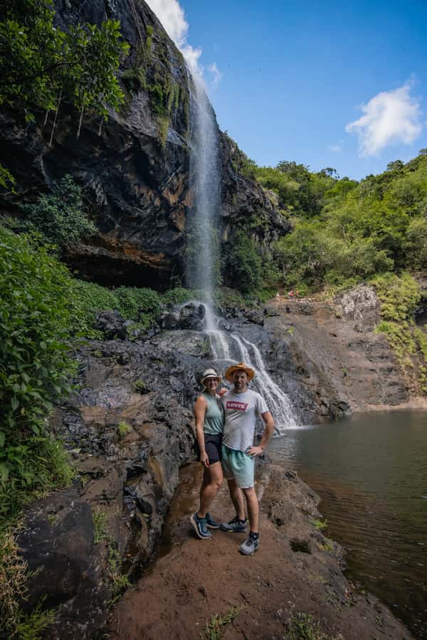 Mauritius: Tamarind Falls Highlights 3-Hour Hiking Trip - Meeting at Henrietta and the sugarcane start that sets the tone