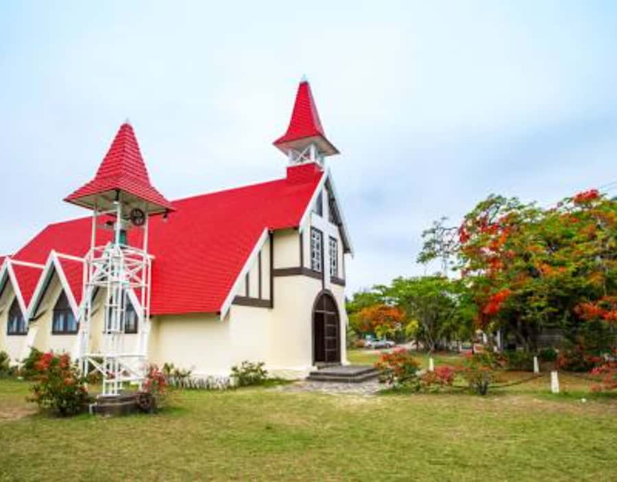 North Day Tour, Botanical Garden, Sugar Museum, Rum Tasting - Sir Seewoosagur Ramgoolam Botanical Garden: Spices, Medicinal Plants, and Shade