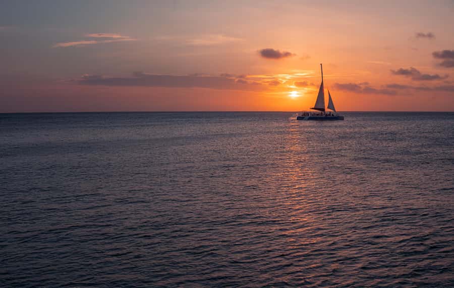 North of Mauritius: Sunset Catamaran Cruise, Drinks & Snacks - The Sunset Moment and Green Flash: How to Improve Your Chances