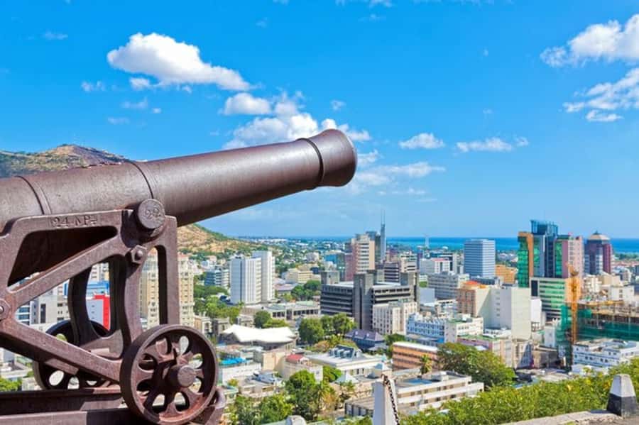 Port Louis: Private Guided Tour and Street Food Tasting - Key Things That Make This Tour Worth Your Time