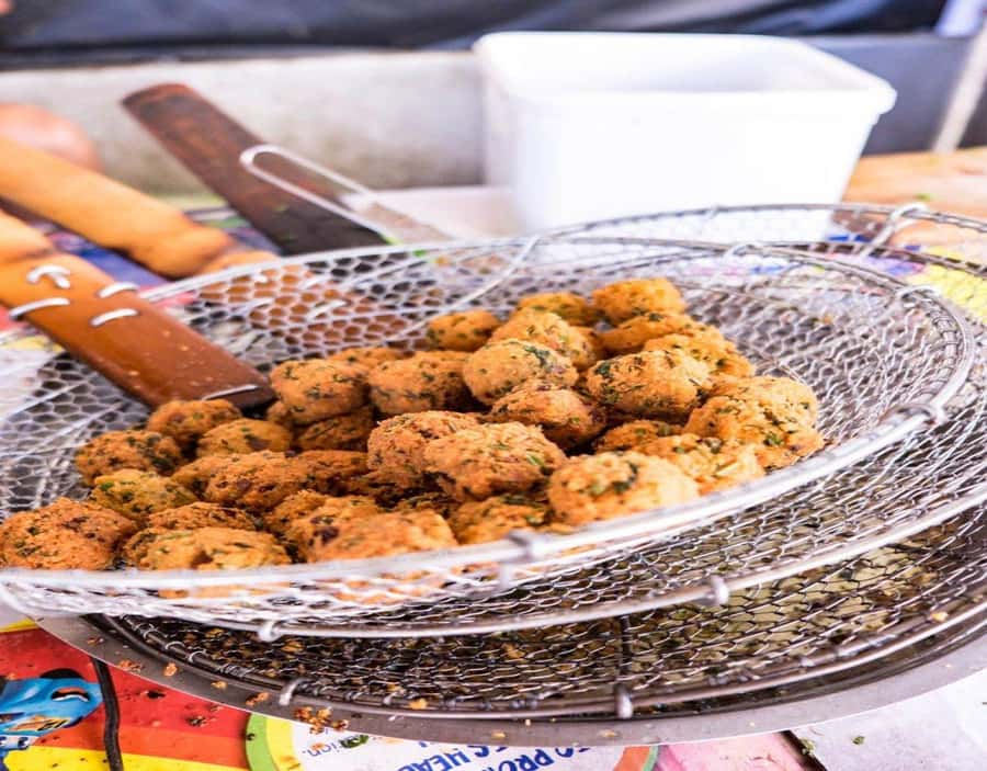 Port Louis: Private Guided Tour and Street Food Tasting - Caudan Waterfront: Shops, Cafes, and a Harbor-Area Reset