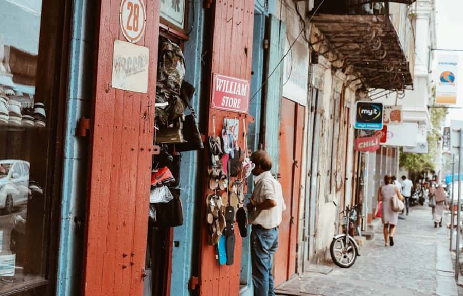 Port Louis: Street Food & City Tour - Small Group Walking Means You Can Ask Real Questions