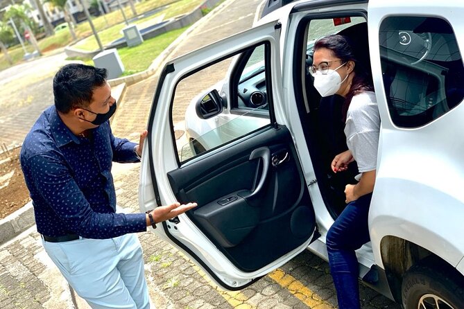 Private Airport-Hotel Transfers in Mauritius - Getting in the car: timing, comfort, and luggage help